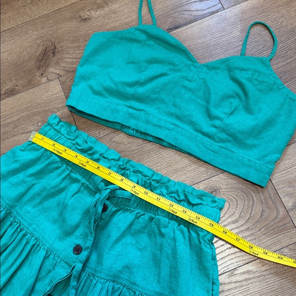 Size Med/Lg Universal Thread Set - Picture 7 of 10